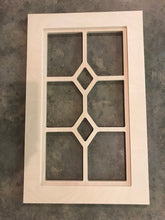 Load image into Gallery viewer, Rectangle Window Frame - Designer Collection - Heirloom Collection - 24x15
